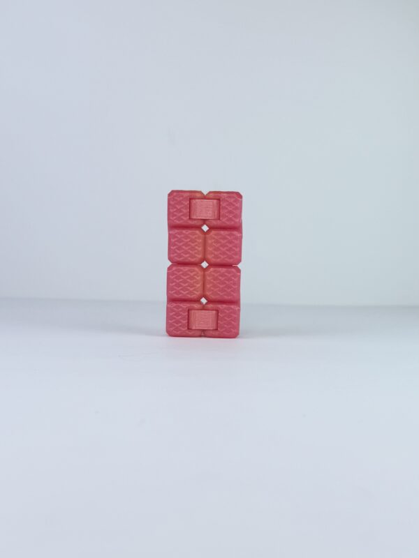 the tinker cube: rainbow moss large